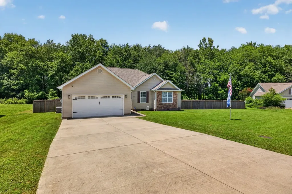 261 Derby Lane Sparta TN 38583