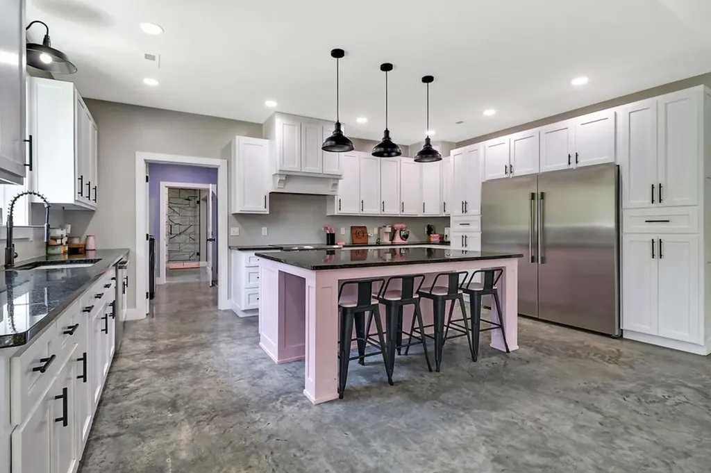 2175 N Lick Creek Road Byrdstown TN 38556