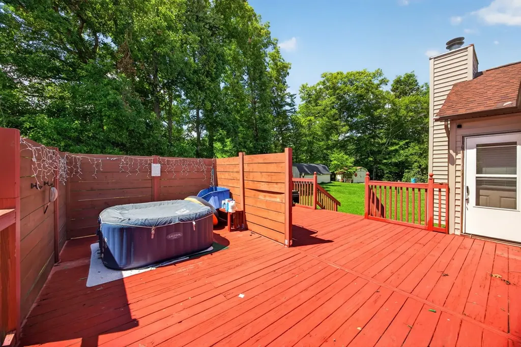 3669 N Riveroaks Drive Cookeville TN 38506