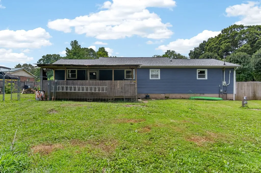 3690 Shady Oak Circle Cookeville TN 38501