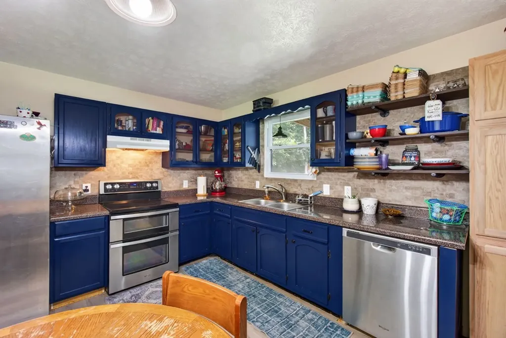 3690 Shady Oak Circle Cookeville TN 38501