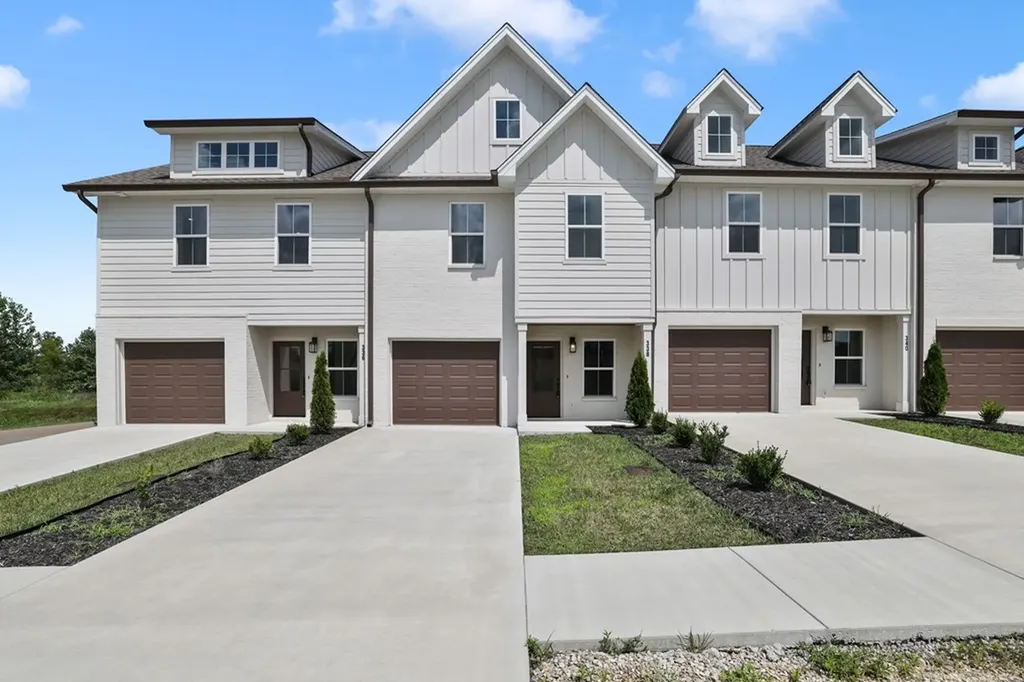 338 Legends Circle Baxter TN 38544