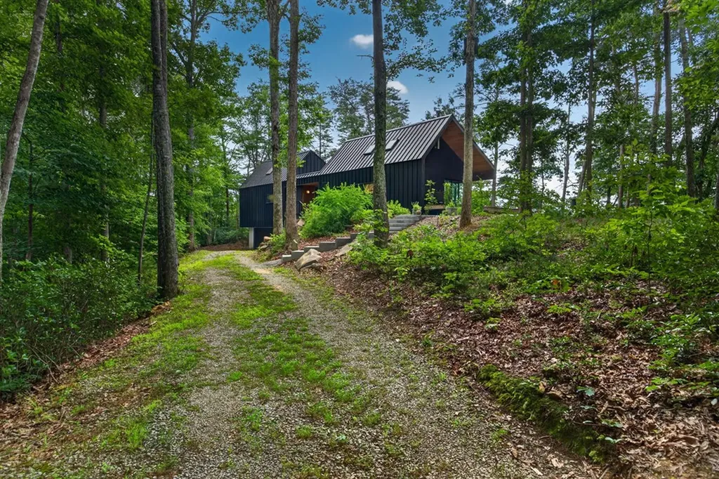 378 Parkside Lane Spencer TN 38585