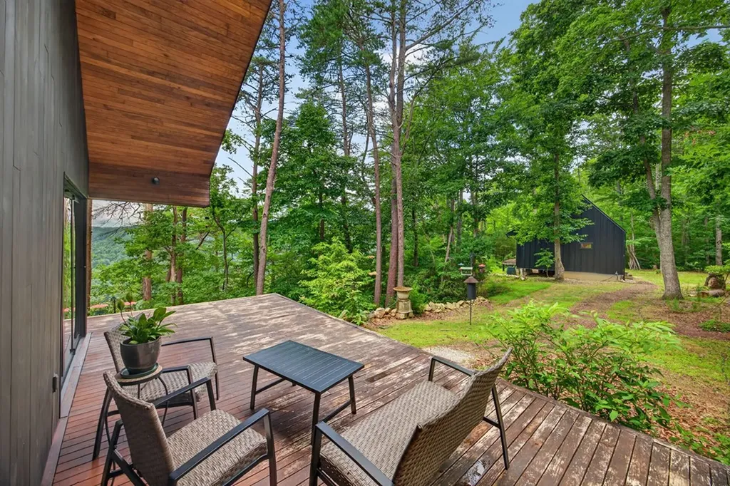 378 Parkside Lane Spencer TN 38585