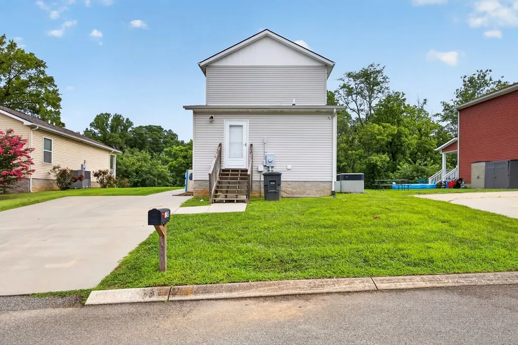 658 West End Street Cookeville TN 38501