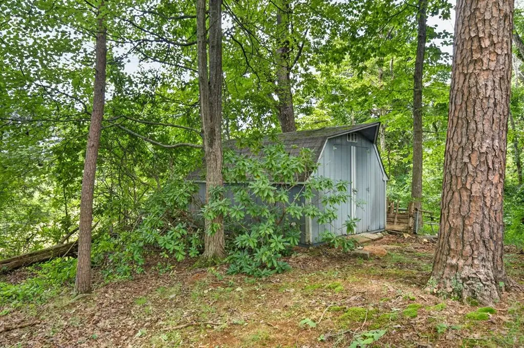 1738 Heathrow Drive Cookeville TN 38506