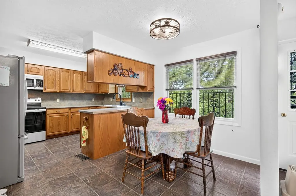1738 Heathrow Drive Cookeville TN 38506