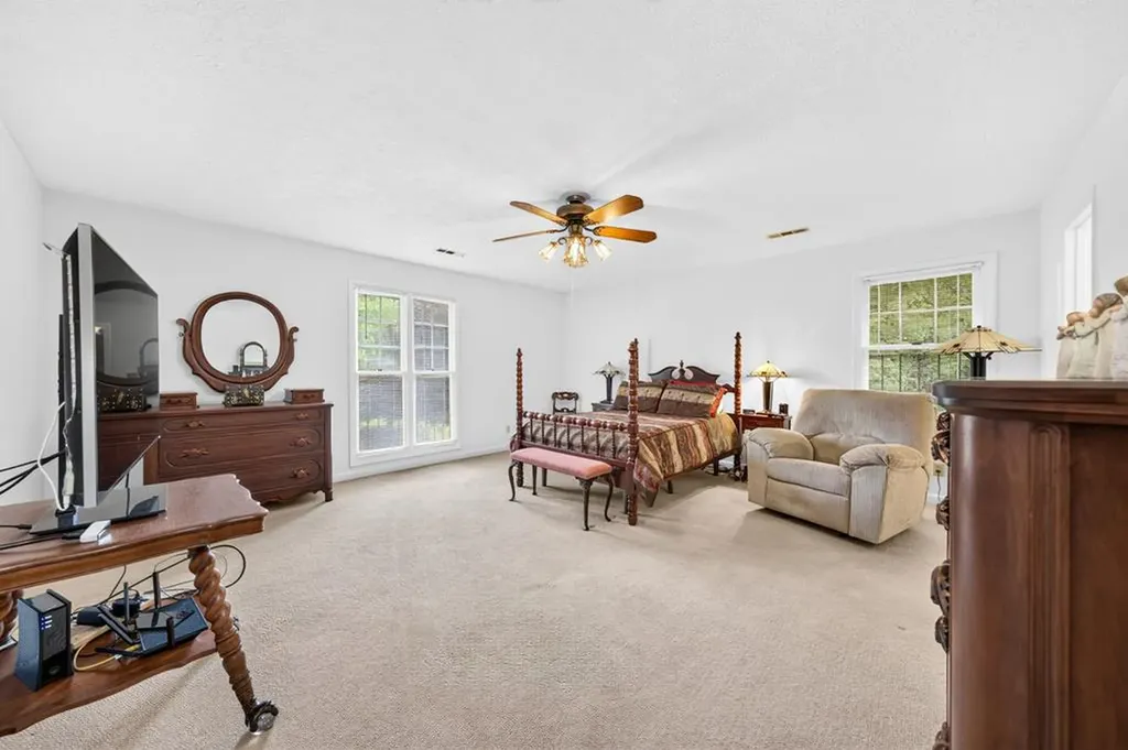 1738 Heathrow Drive Cookeville TN 38506