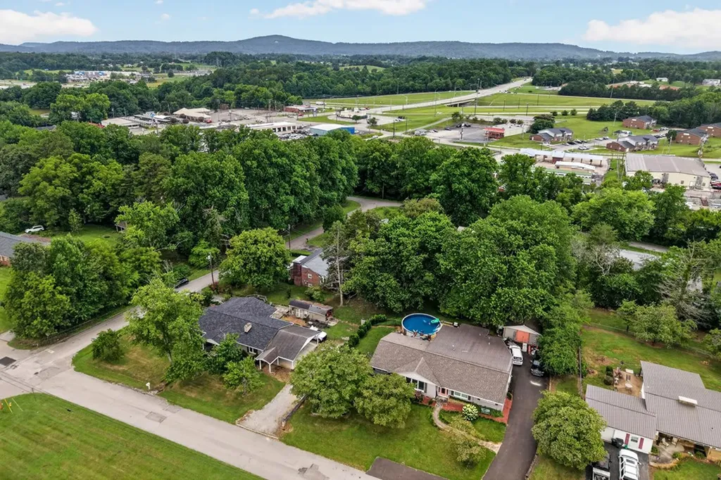660 Polk Street Sparta TN 38583