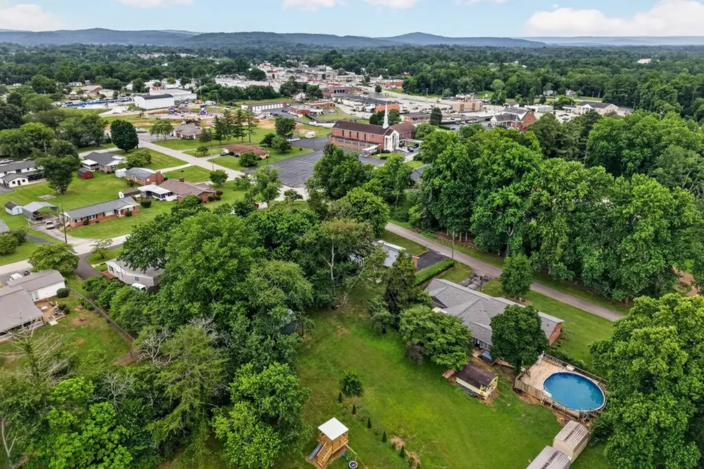 660 Polk Street Sparta TN 38583