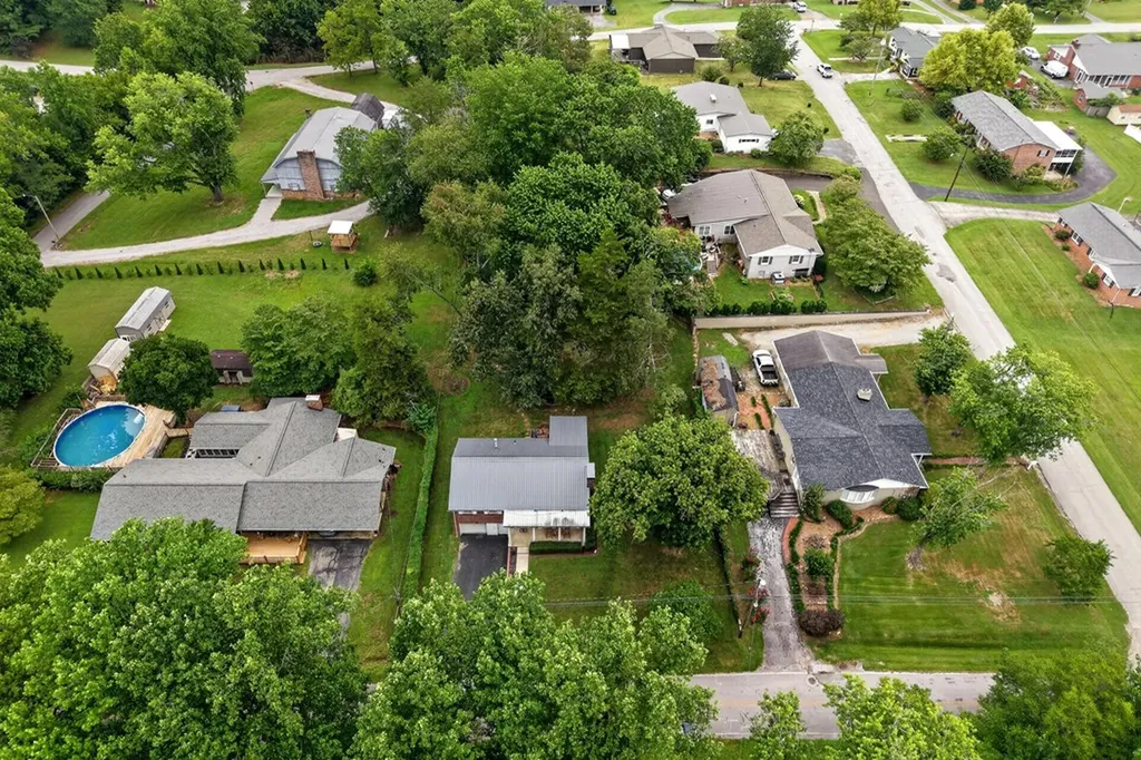 660 Polk Street Sparta TN 38583