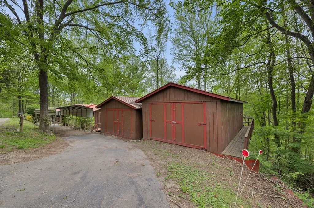 1890 Potts Camp Road Smithville TN 37166
