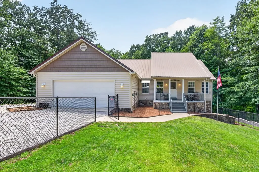 88 88 Scenic Place Monterey TN 38574