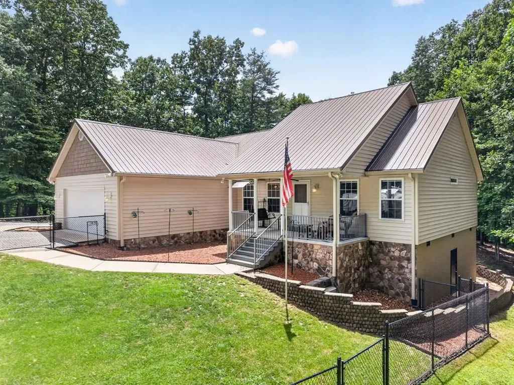 88 Scenic Place Monterey TN 38574