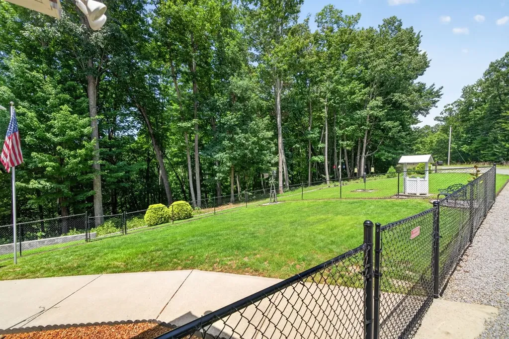 88 88 Scenic Place Monterey TN 38574