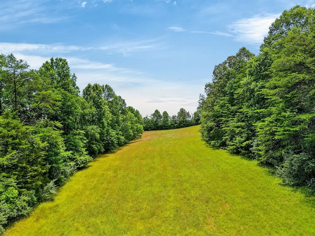 Tract 2 Monterey Highway Sparta TN 38583