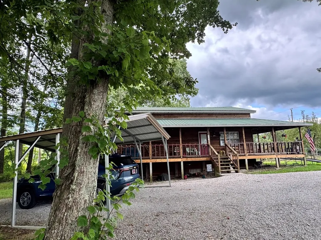 6105 S York Highway Clarkrange TN 38553