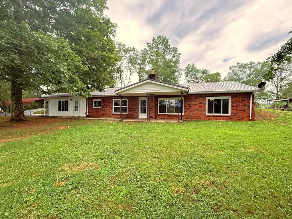 1152 Dogwalk Road Monroe TN 38573