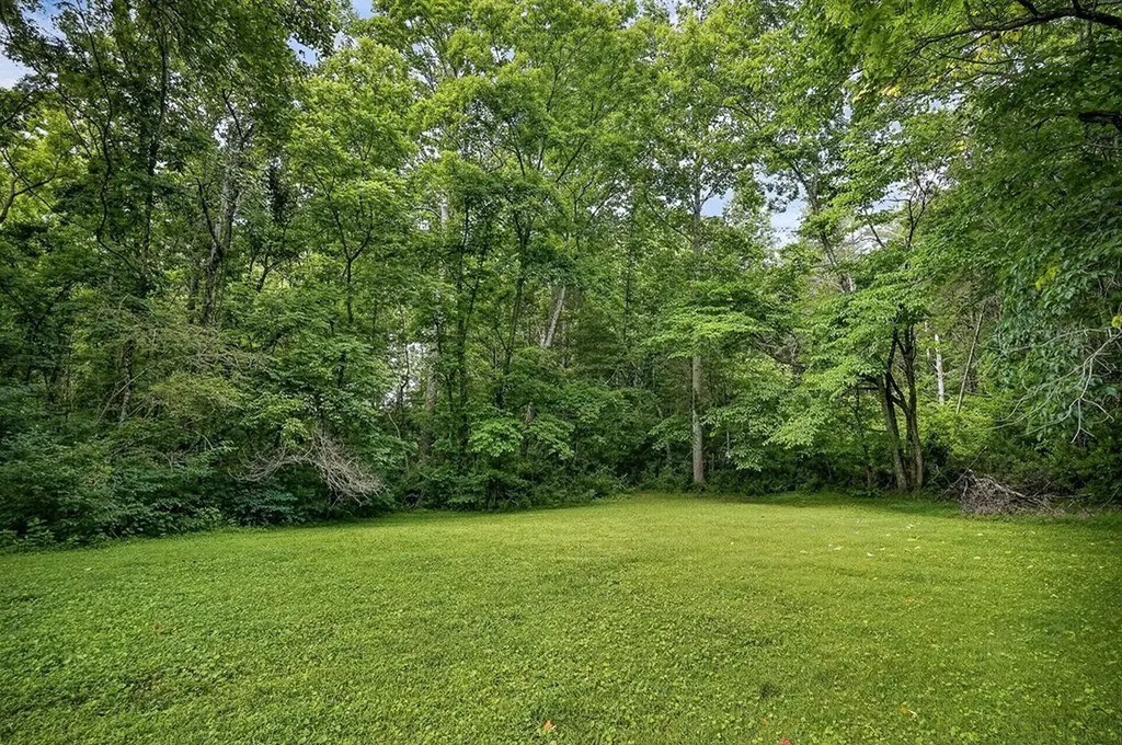9249 Monterey Highway Sparta TN 38583