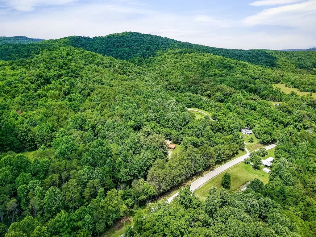 9249 Monterey Highway Sparta TN 38583