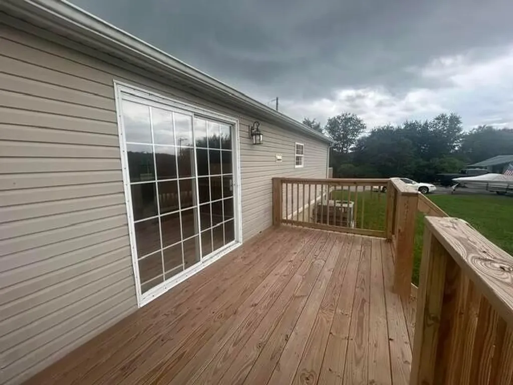 1424 Creston Road Crossville TN 38571