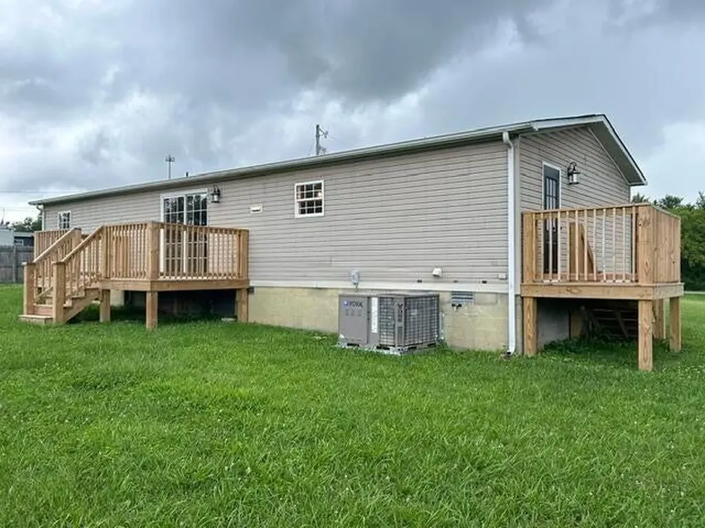 1424 Creston Road Crossville TN 38571