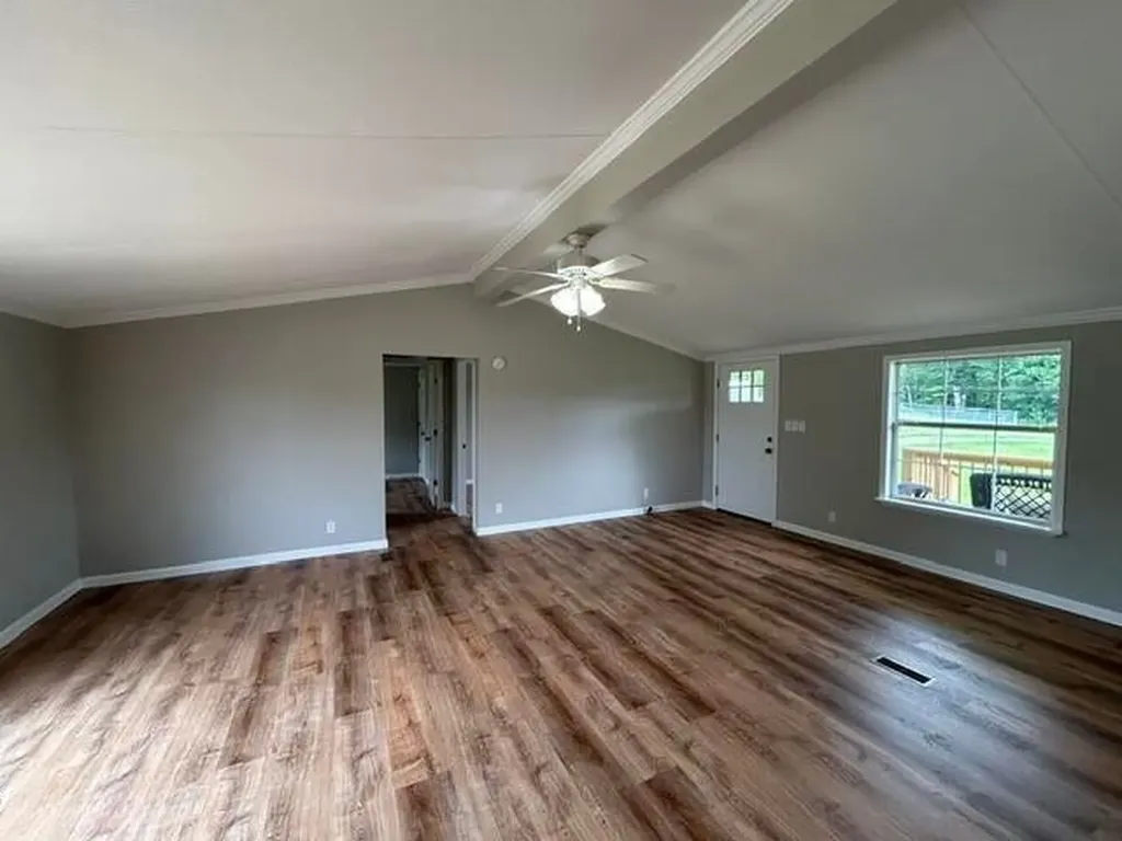 1424 Creston Road Crossville TN 38571