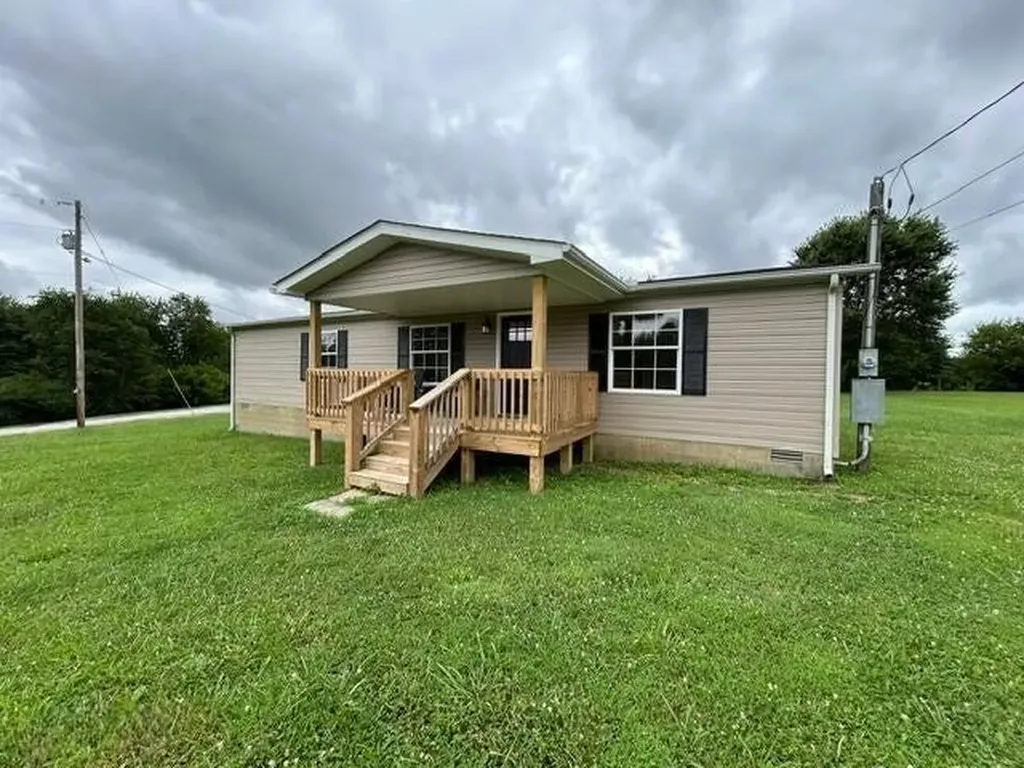 1424 Creston Road Crossville TN 38571