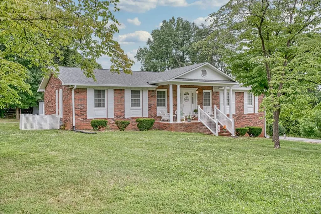 1107 Tanglewood Drive Cookeville TN 38501