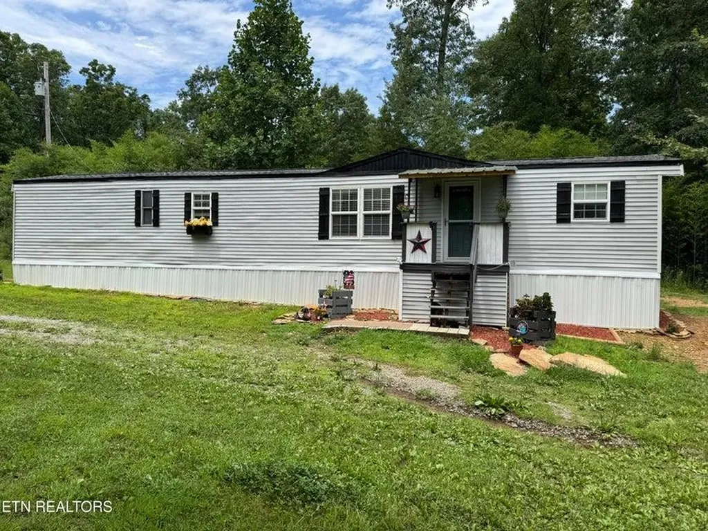 420 Oneida Lane Wilder TN 38589