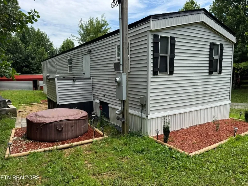 420 Oneida Lane Wilder TN 38589