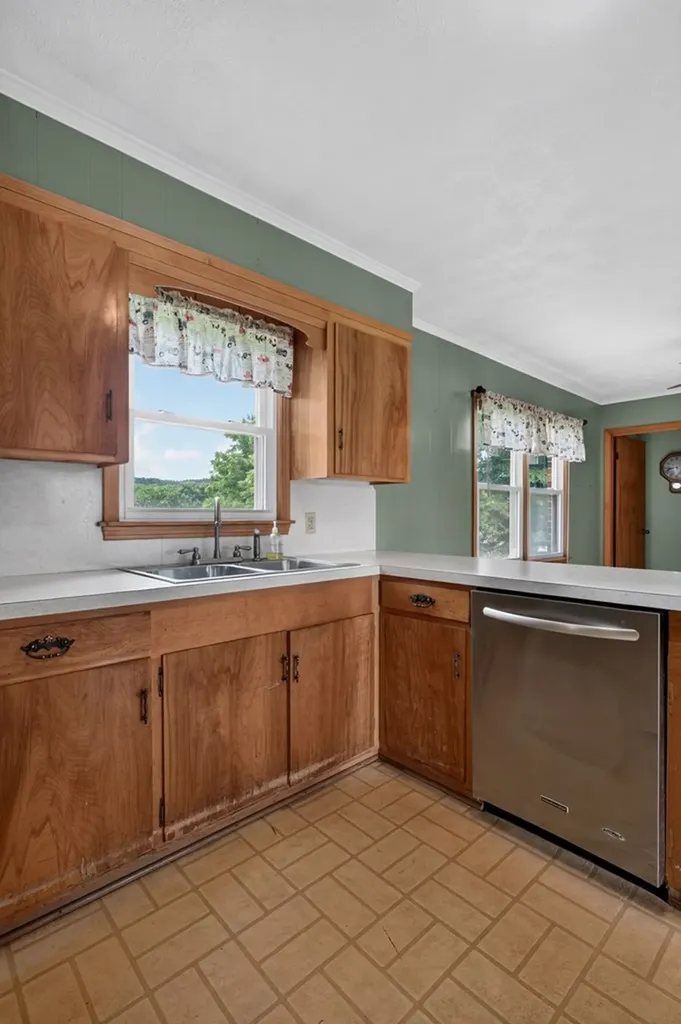 3035 Monterey Highway Sparta TN 38583