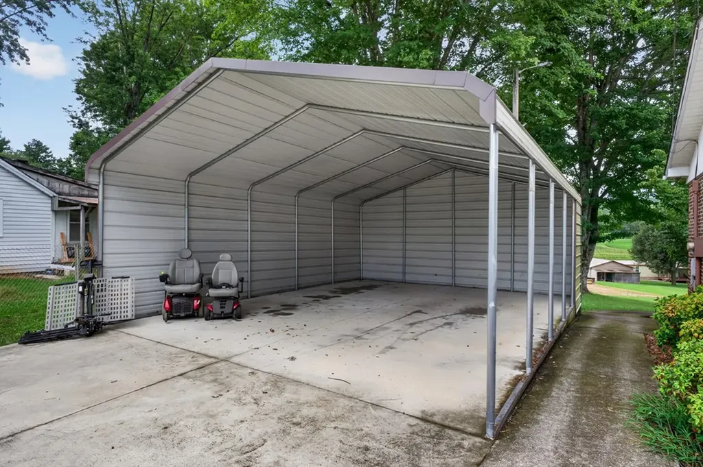 3035 Monterey Highway Sparta TN 38583