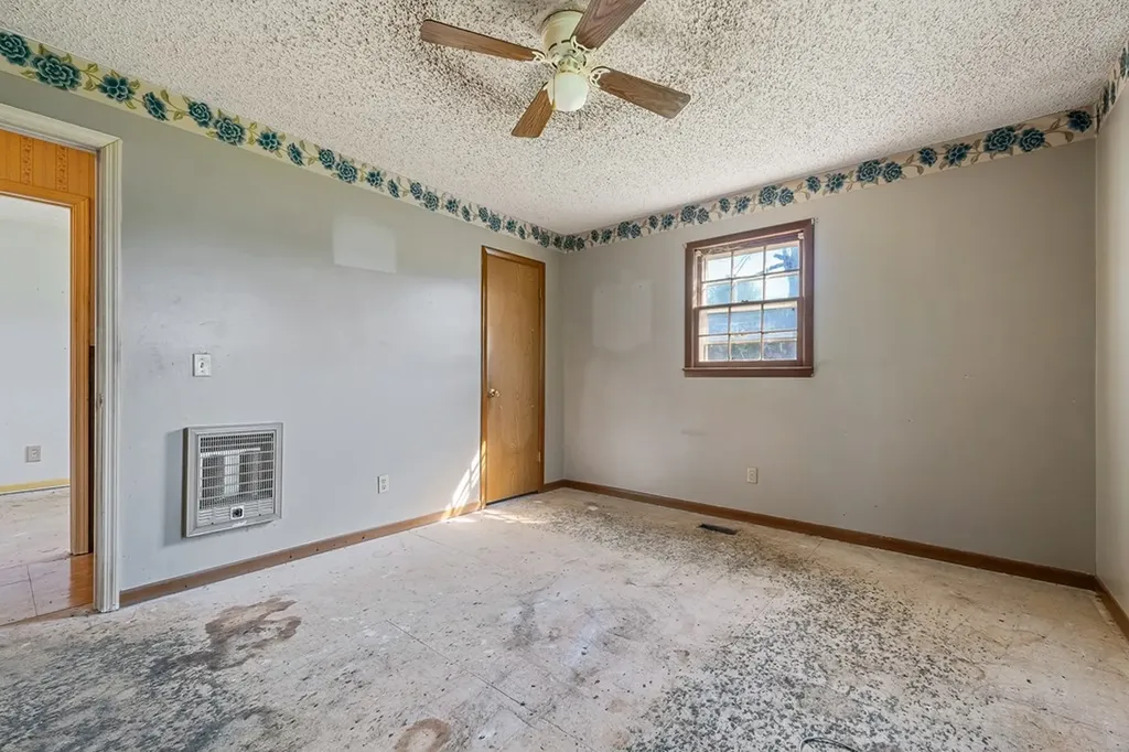 2363 Old Rock Island Road Rock Island TN 38581