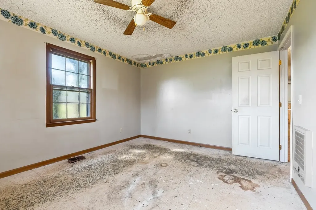 2363 Old Rock Island Road Rock Island TN 38581