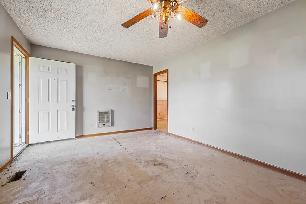 2363 Old Rock Island Road Rock Island TN 38581