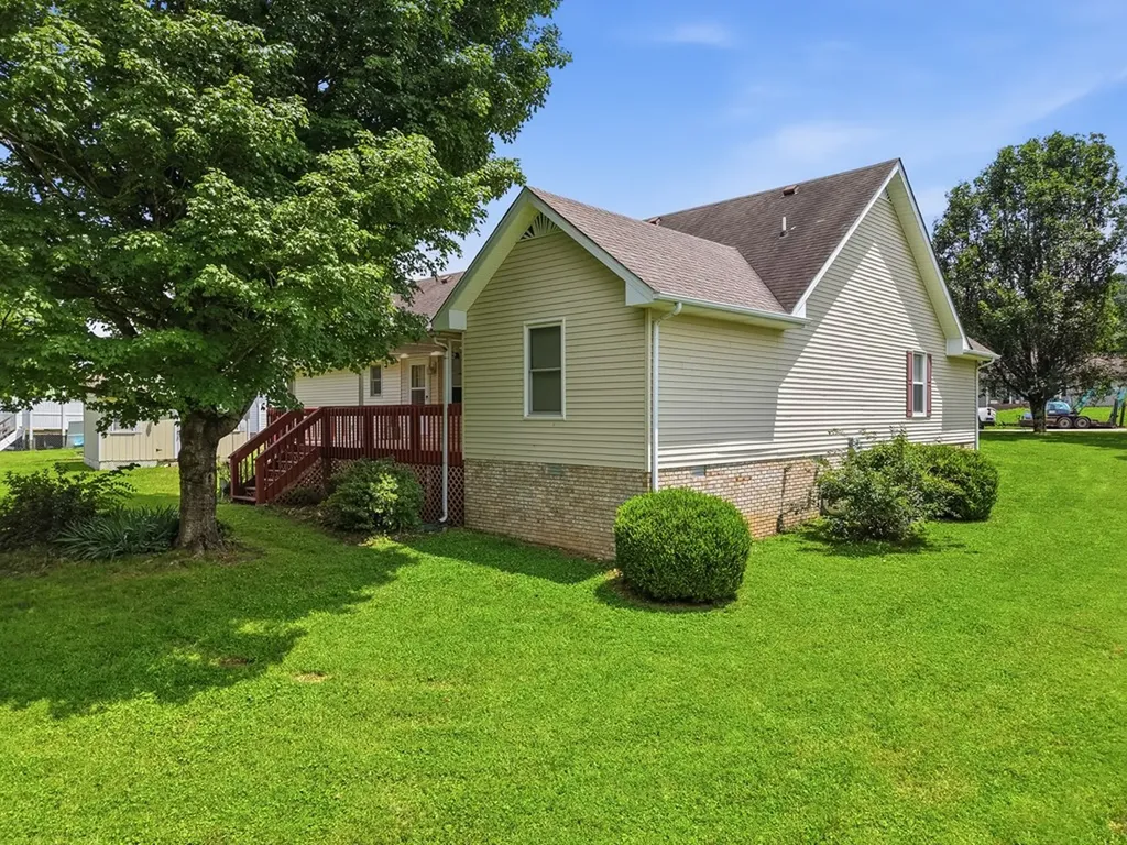 3436 Officers Chapel Road Cookeville TN 38506