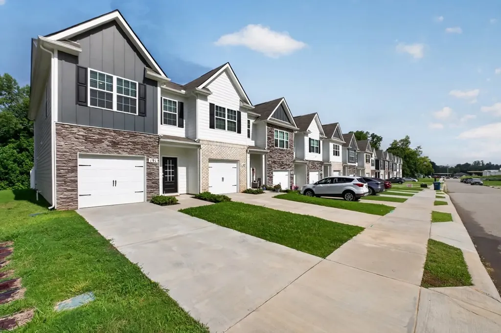 191 Dale Mires Lane Baxter TN 38544