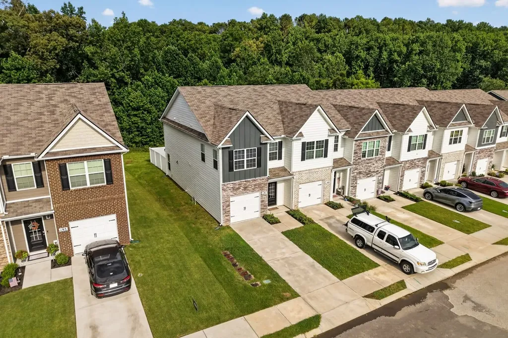 191 Dale Mires Lane Baxter TN 38544