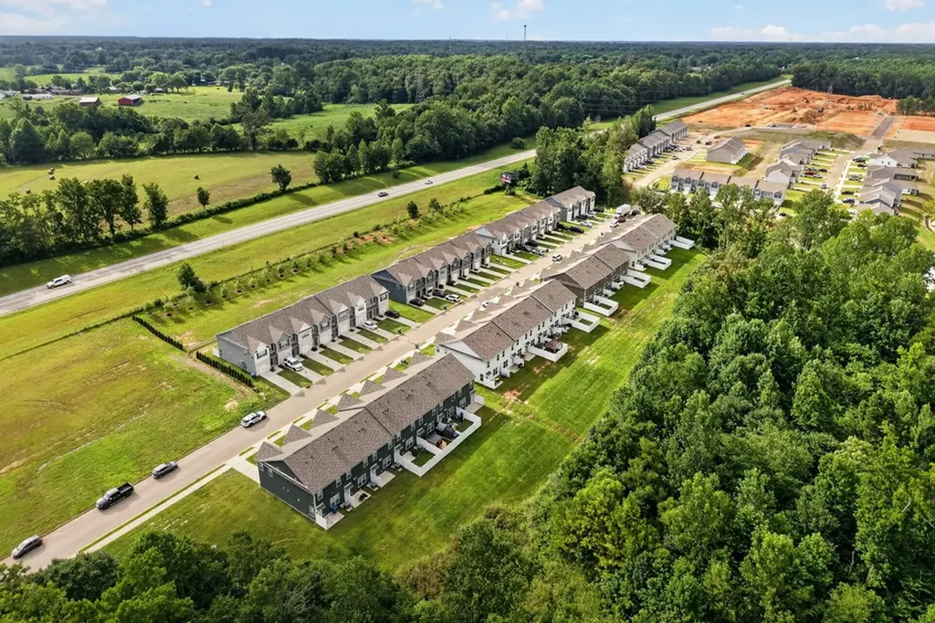 191 Dale Mires Lane Baxter TN 38544