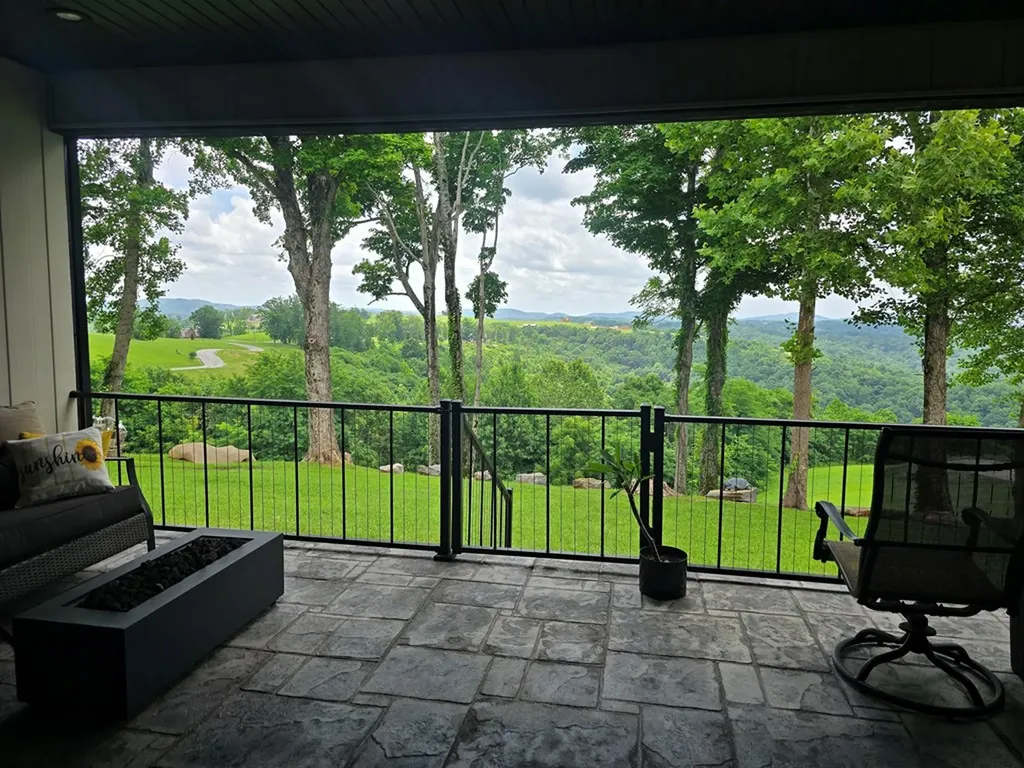 173 Bald Eagle Hilham TN 38568