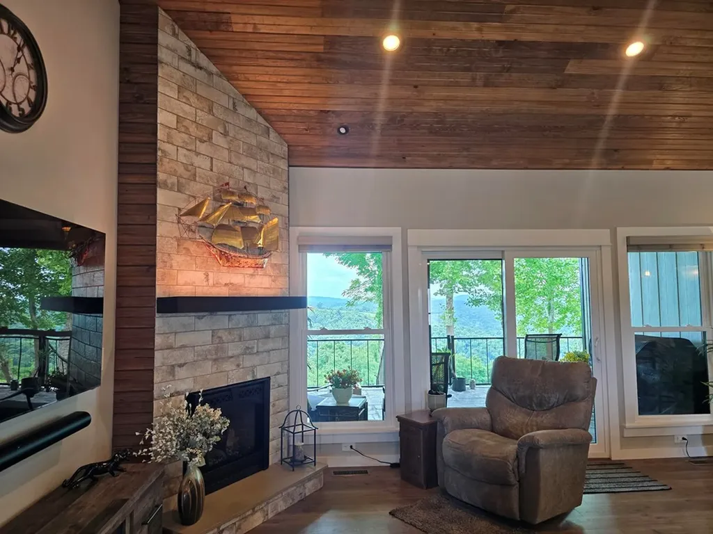 173 Bald Eagle Hilham TN 38568