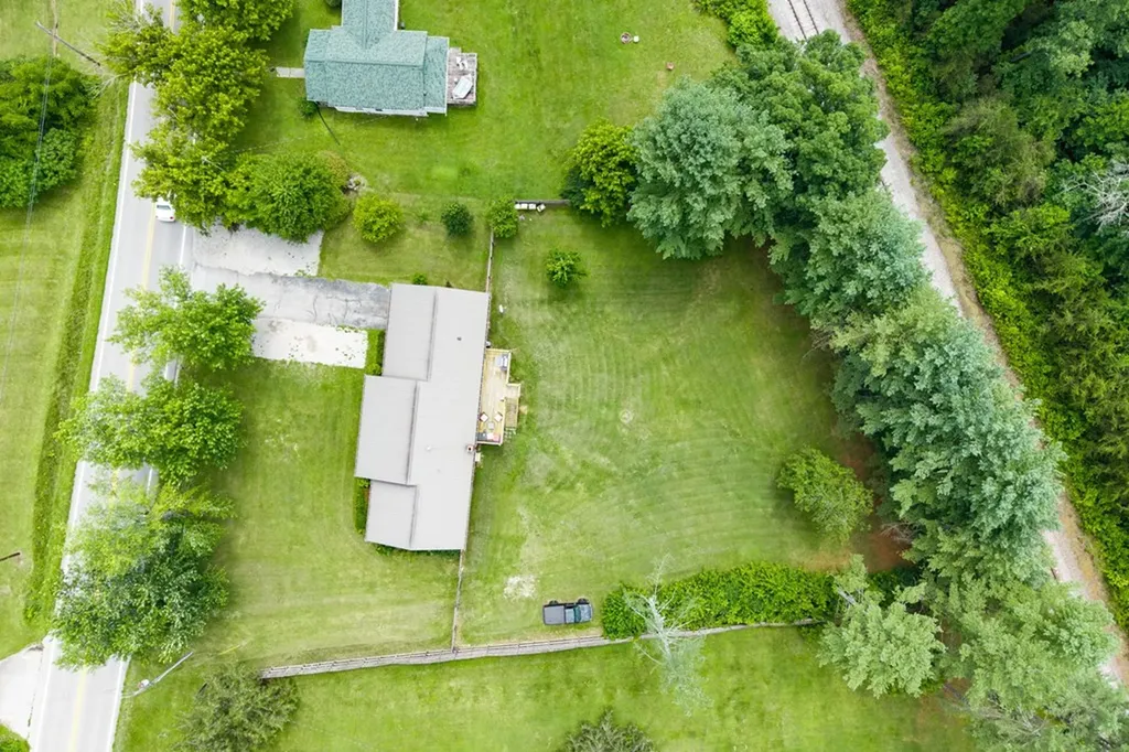 1825 Hanging Limb Monterey TN 38574