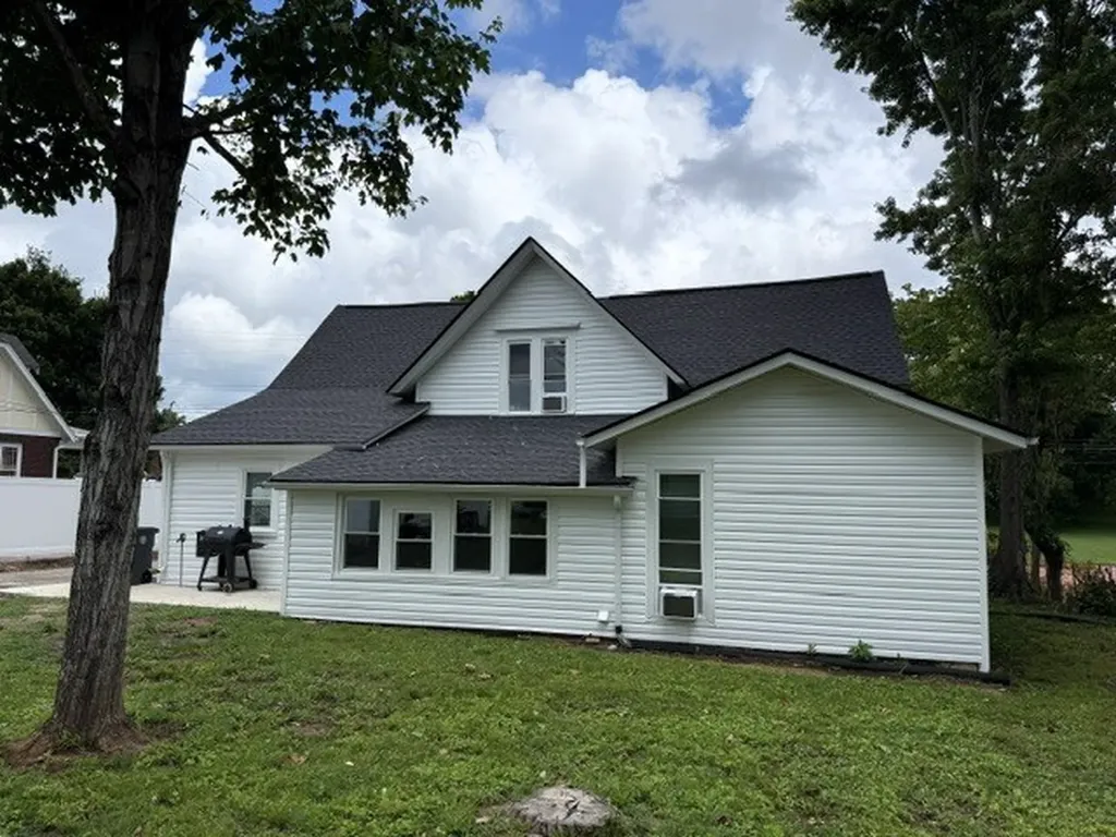 203 Donnell Street Mcminnville TN 37110