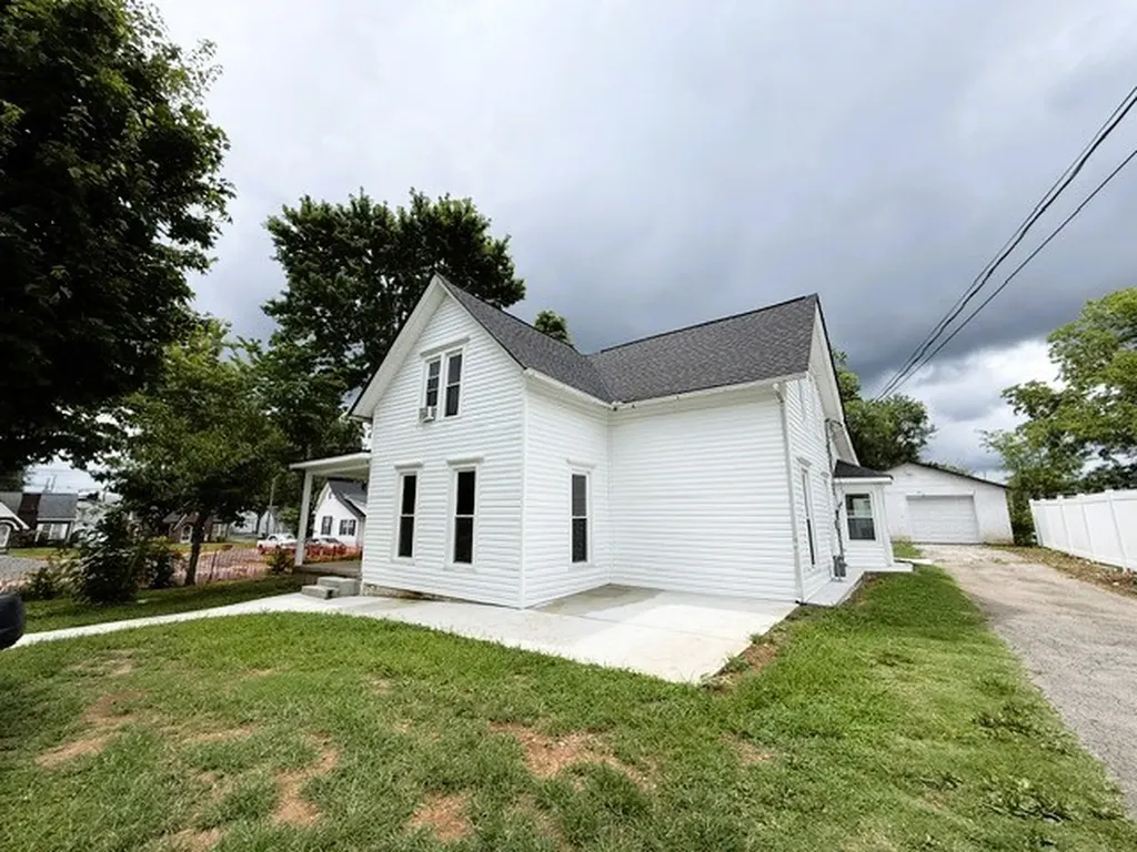 203 Donnell Street Mcminnville TN 37110