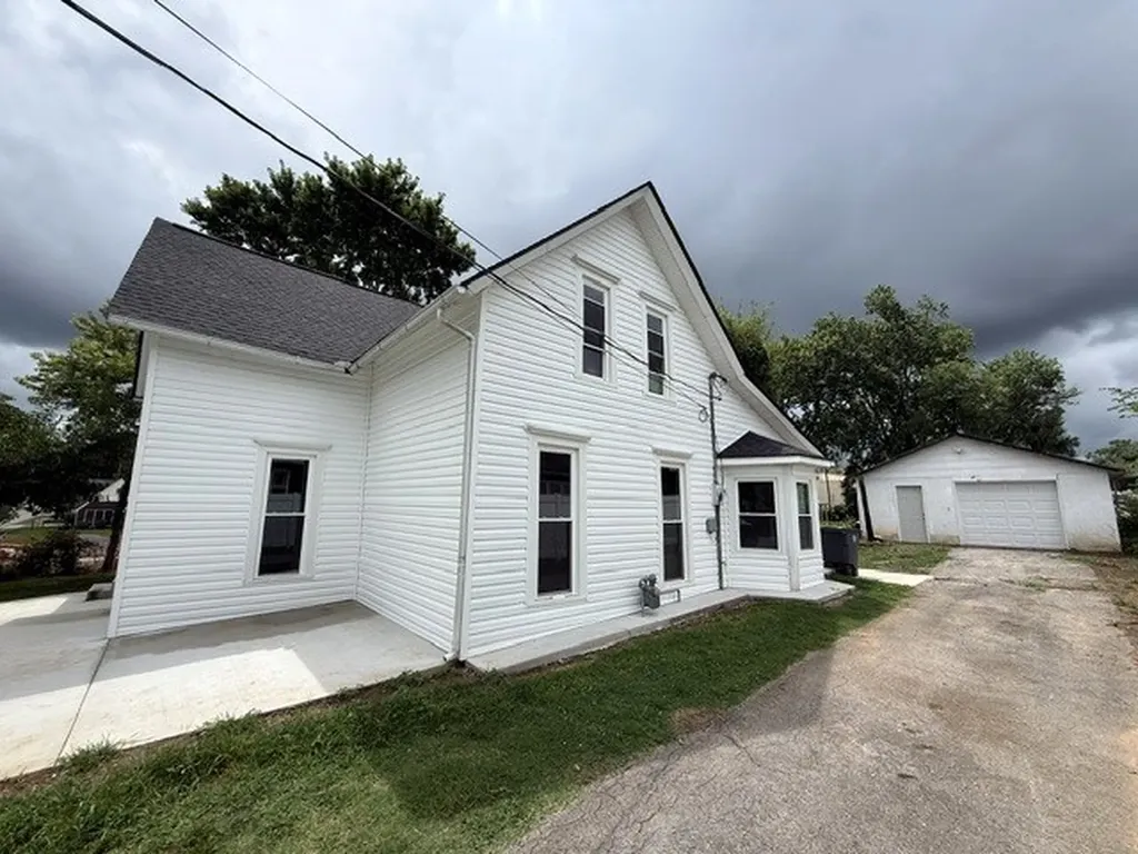 203 Donnell Street Mcminnville TN 37110