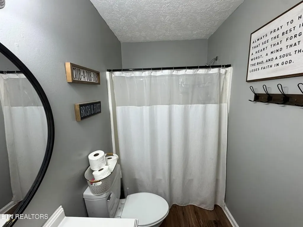 51 Rhododendron Circle Crossville TN 38555
