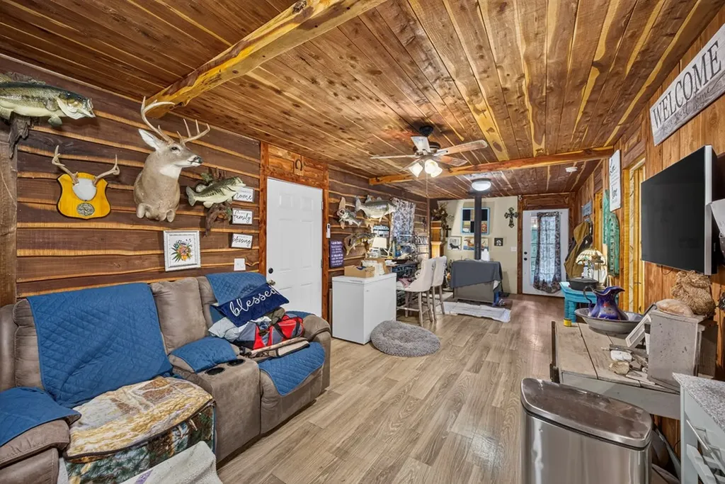 339 Wheeler Town Lane Bloomington Springs TN 38545