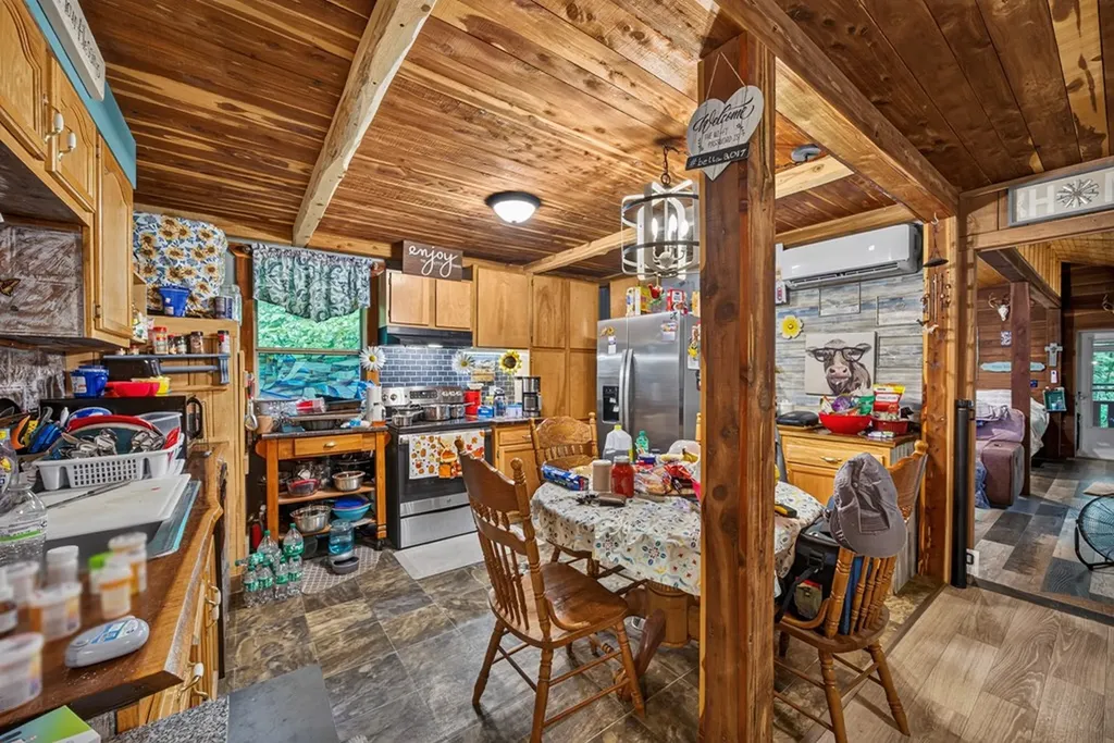 339 Wheeler Town Lane Bloomington Springs TN 38545