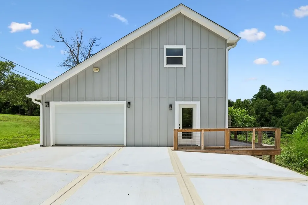 1124 Dale Ridge Road Dowelltown TN 37059